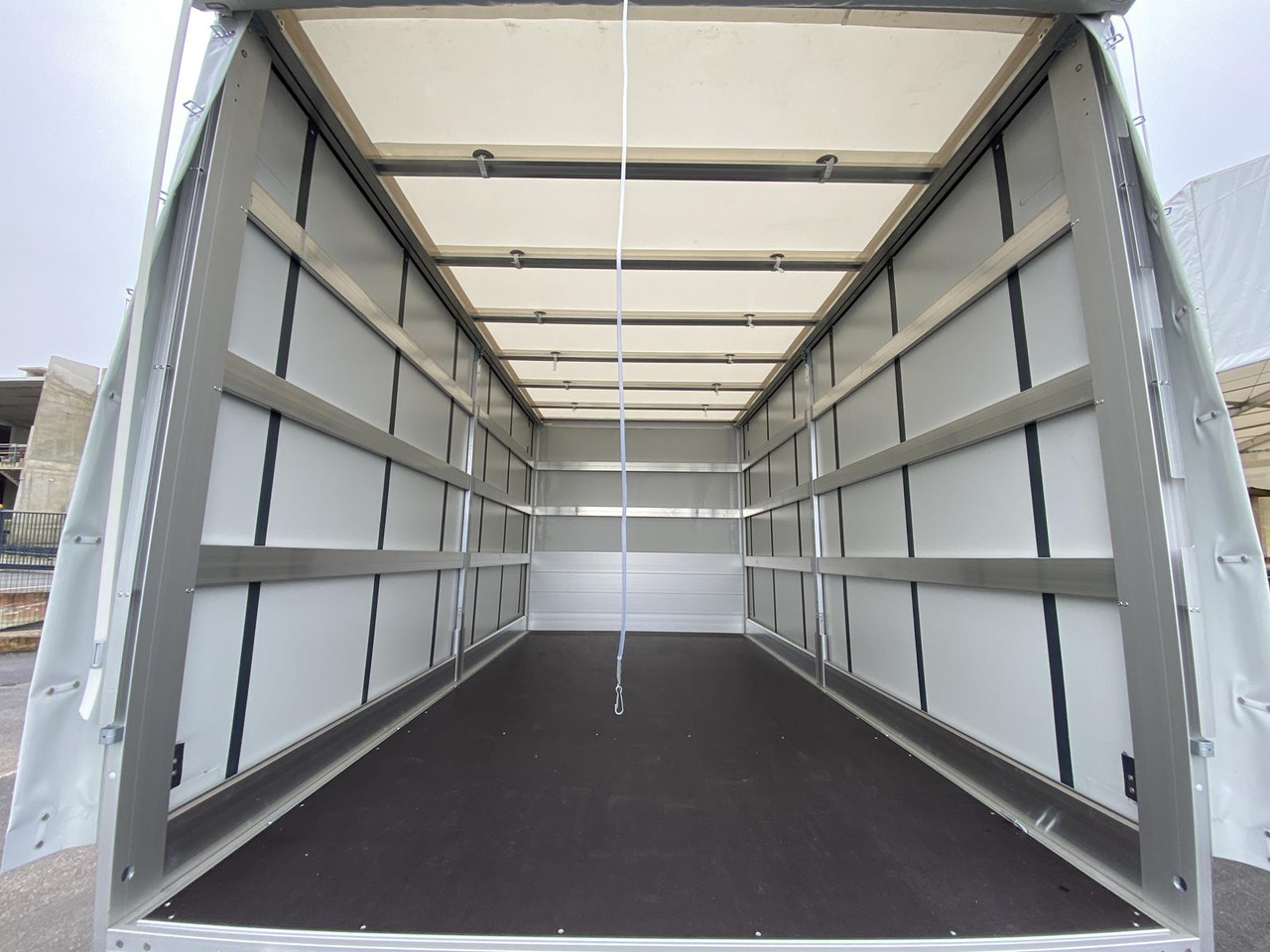 MERCEDES BENZ SPRINTER 317 CDI 170PS 1+2 PRITSCHE PLANE 4100MM - Transportbil med kapell: bild 5 MERCEDES BENZ SPRINTER 317 CDI 170PS 1+2 PRITSCHE PLANE 4100MM - Transportbil med kapell: bild 5