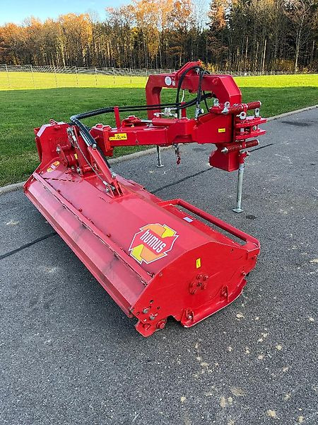 Humus SP 220 - Slagklippare: bild 1 Humus SP 220 - Slagklippare: bild 1