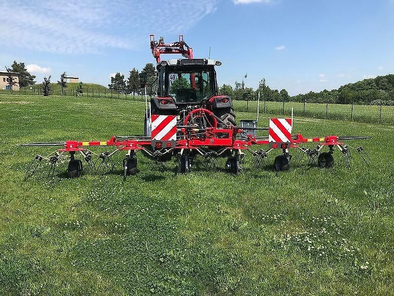 Massey Ferguson MF TD 676 DN / FELLA SANOS 6606 DN - Hövändare: bild 4 Massey Ferguson MF TD 676 DN / FELLA SANOS 6606 DN - Hövändare: bild 4