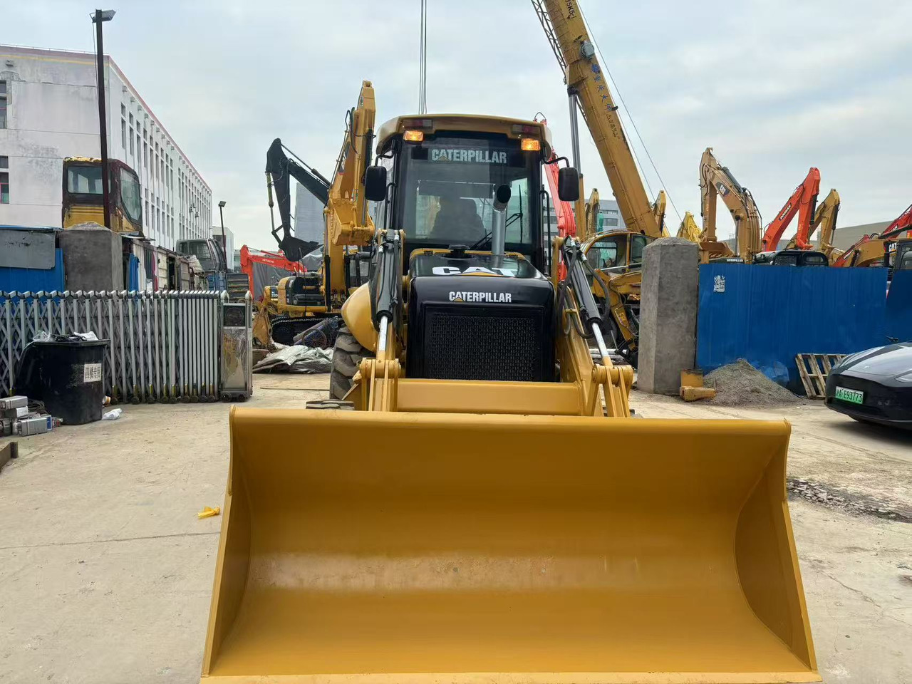 Caterpillar 420 Backhoe Loader CAT 420 420F 420F2 JCB 3CX 4CX with Excellent Quality for Sale - Grävlastare: bild 1 Caterpillar 420 Backhoe Loader CAT 420 420F 420F2 JCB 3CX 4CX with Excellent Quality for Sale - Grävlastare: bild 1