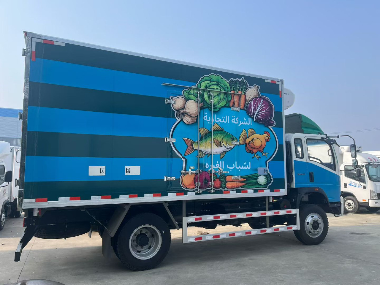 Sinotruk HOWO Customized JMC ISUZU All Size Refrigerated Truck Refrigerated Cold Room Van Truck Cooling Refrigerator Truck Vegetable Fruit Food Transport Refrigerator Van Truck - Kylbil lastbil: bild 4 Sinotruk HOWO Customized JMC ISUZU All Size Refrigerated Truck Refrigerated Cold Room Van Truck Cooling Refrigerator Truck Vegetable Fruit Food Transport Refrigerator Van Truck - Kylbil lastbil: bild 4