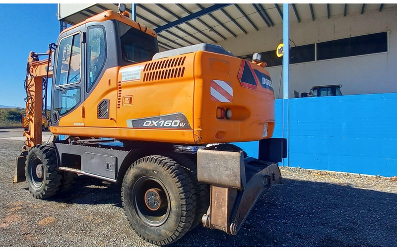 Doosan DX140W-3 - Grävmaskin på däck: bild 3 Doosan DX140W-3 - Grävmaskin på däck: bild 3