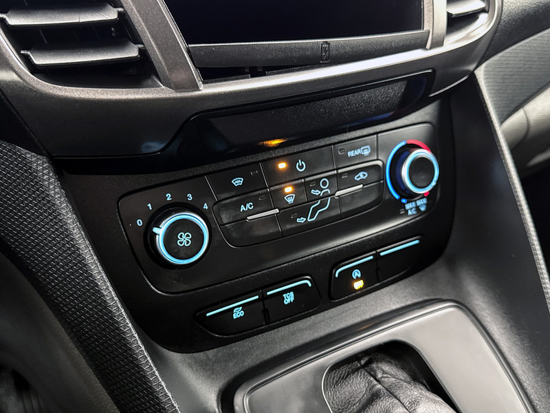 Små skåpbil Ford Transit Connect 1.5 EcoBlue L1 Automaat Marge (btw vrij) Navigatie Trekhaak Cruise control: bild 7