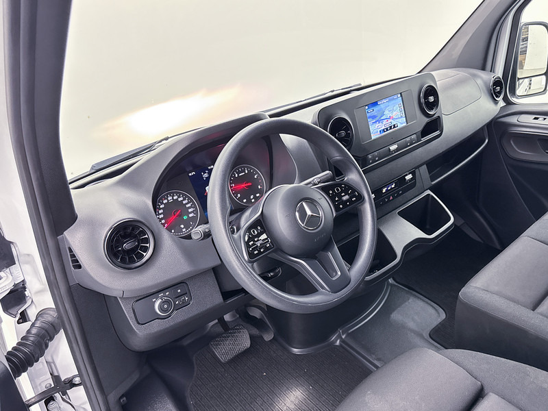 Mercedes-Benz Sprinter 317 1.9 CDI L2H2 Navigatie Achteruitrijcamera Apple Carplay/Android Auto Betimmering Cruise Control - Små skåpbil: bild 4 Mercedes-Benz Sprinter 317 1.9 CDI L2H2 Navigatie Achteruitrijcamera Apple Carplay/Android Auto Betimmering Cruise Control - Små skåpbil: bild 4