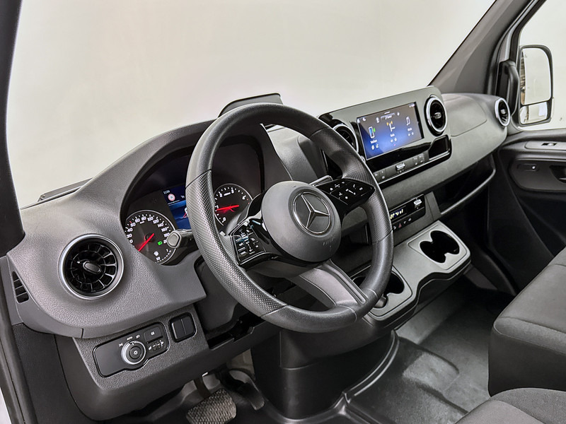 Mercedes-Benz Sprinter 317 1.9 CDI L3H2 Pro Achteruitrijcamera Stoelverwarming Cruise Control Betimmering - Små skåpbil: bild 4 Mercedes-Benz Sprinter 317 1.9 CDI L3H2 Pro Achteruitrijcamera Stoelverwarming Cruise Control Betimmering - Små skåpbil: bild 4