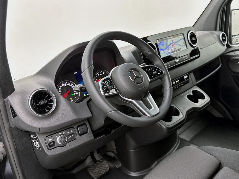Mercedes-Benz Sprinter 319 1.9 L2H2 Vol opties Adaptieve cruise control 360 Camera Softclose + schuifdeur - Små skåpbil: bild 5 Mercedes-Benz Sprinter 319 1.9 L2H2 Vol opties Adaptieve cruise control 360 Camera Softclose + schuifdeur - Små skåpbil: bild 5