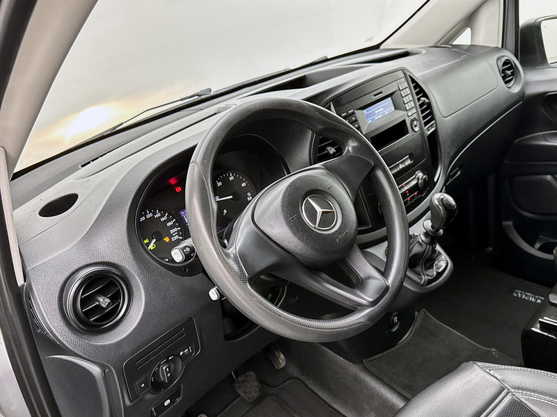 Mercedes-Benz Vito 109 CDI Lang Trekhaak Betimmering Cruise Control - Små skåpbil: bild 4 Mercedes-Benz Vito 109 CDI Lang Trekhaak Betimmering Cruise Control - Små skåpbil: bild 4