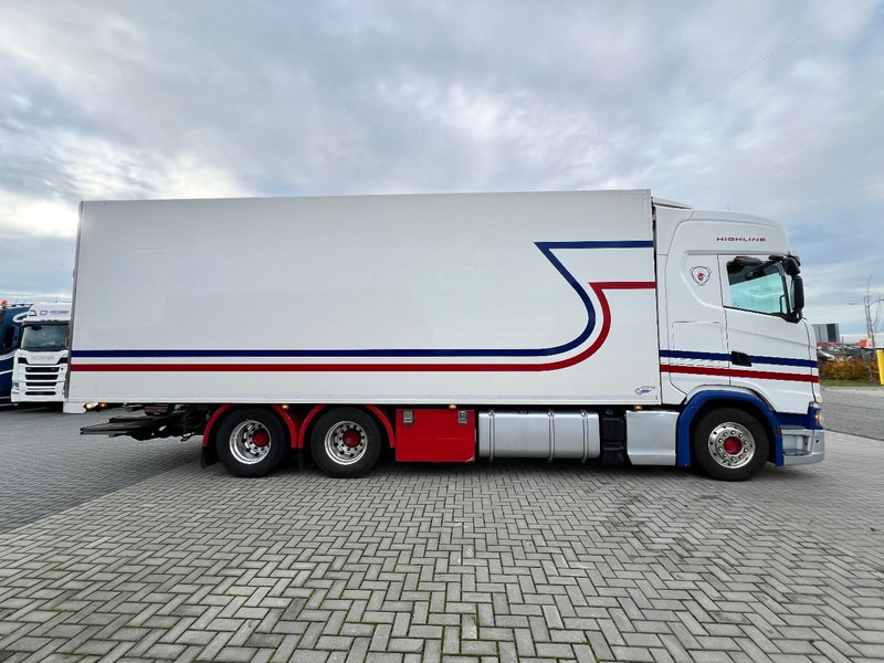 Scania S450 NGT 6x2 Koelwagen Retarder / Dhollandia / Bloenenmaat - Kylbil lastbil: bild 4 Scania S450 NGT 6x2 Koelwagen Retarder / Dhollandia / Bloenenmaat - Kylbil lastbil: bild 4