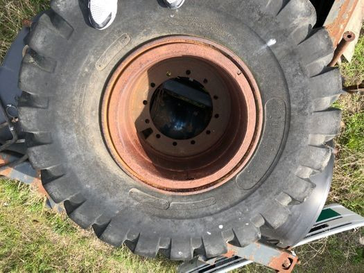 Anvelope Cu 24PR 4 BUC VOLA Incarcator VOLVO KOMATSU JCB - Komplett hjul: bild 5 Anvelope Cu 24PR 4 BUC VOLA Incarcator VOLVO KOMATSU JCB - Komplett hjul: bild 5