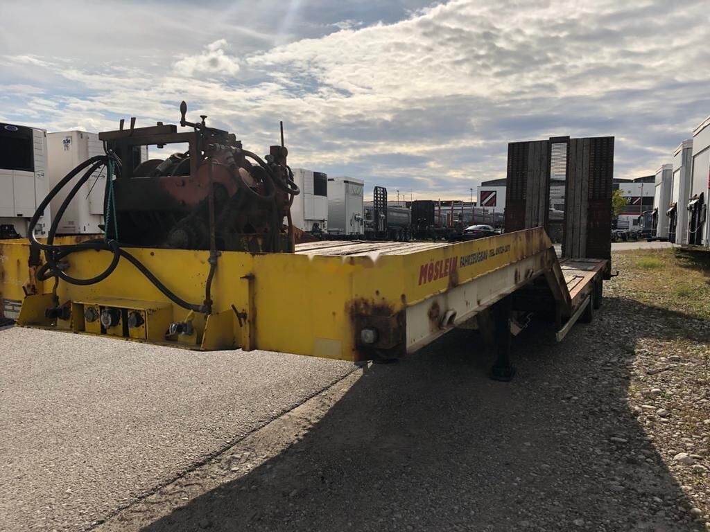 Faymonville MOESLEIN - Låg lastare semitrailer: bild 2 Faymonville MOESLEIN - Låg lastare semitrailer: bild 2