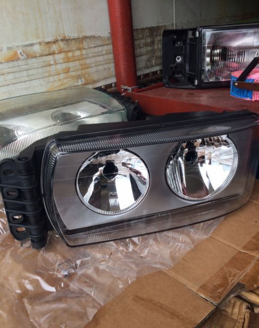 IVECO Stralis - Strålkastare för Lastbil: bild 1 IVECO Stralis - Strålkastare för Lastbil: bild 1