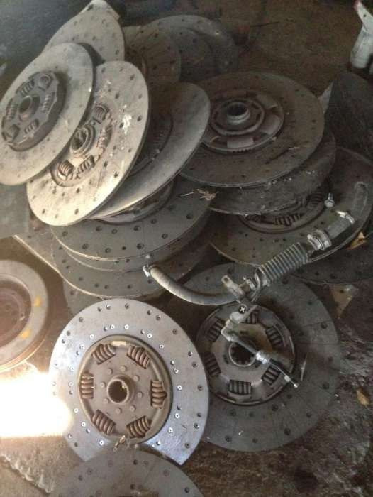 Kit ambreaj tir second hand de vanzare DAF - Kopplingslamell för Lastbil: bild 1 Kit ambreaj tir second hand de vanzare DAF - Kopplingslamell för Lastbil: bild 1