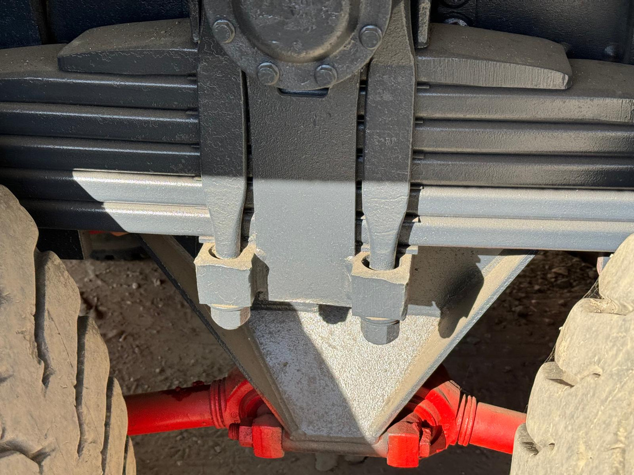 DAF 8x4 CF 85.430S XF85 : Clima AC : Euro 3 : REZVIZUIT COMPLET - Lastbil: bild 5 DAF 8x4 CF 85.430S XF85 : Clima AC : Euro 3 : REZVIZUIT COMPLET - Lastbil: bild 5