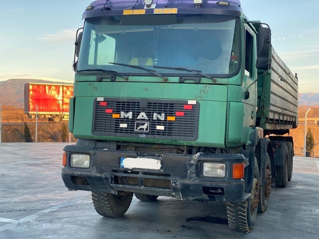 MAN 41-422 - Trakker 8x4 - Diferential 100 TONE - Tippbil lastbil: bild 3 MAN 41-422 - Trakker 8x4 - Diferential 100 TONE - Tippbil lastbil: bild 3