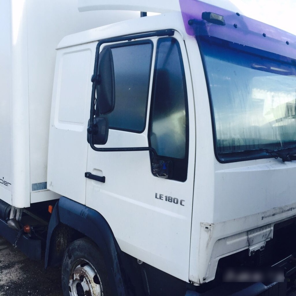 MAN LE 8-180 - Kapellbil: bild 3 MAN LE 8-180 - Kapellbil: bild 3