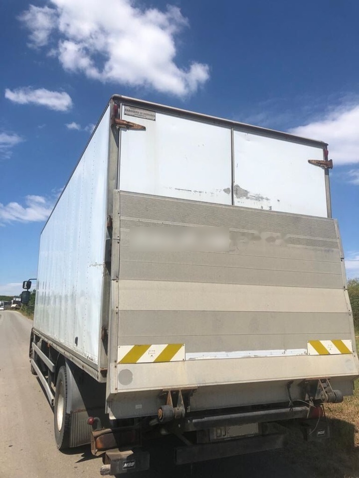 Renault DXI 280 12 T - unic proprietar - - Lastbil med skåp: bild 4 Renault DXI 280 12 T - unic proprietar - - Lastbil med skåp: bild 4