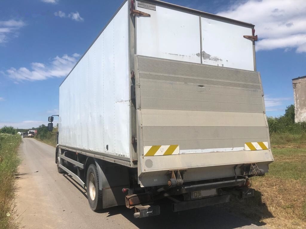 Renault DXI 280 12 T - unic proprietar - - Lastbil med skåp: bild 5 Renault DXI 280 12 T - unic proprietar - - Lastbil med skåp: bild 5