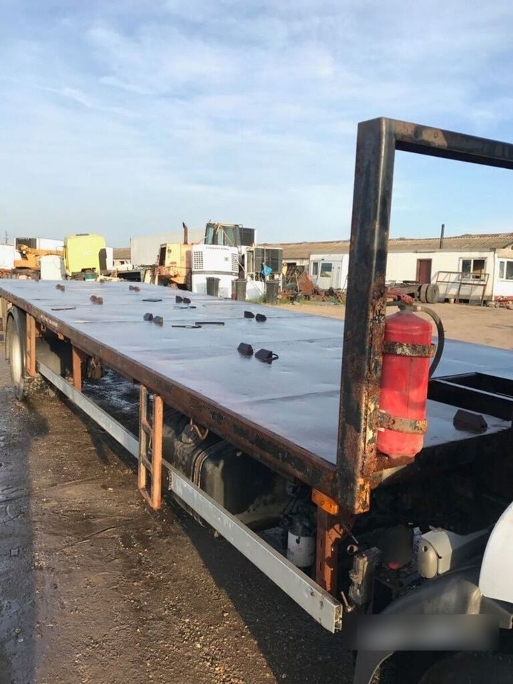 Renault Midlum DXI Adr Transport Butelii - Flakbil: bild 4 Renault Midlum DXI Adr Transport Butelii - Flakbil: bild 4