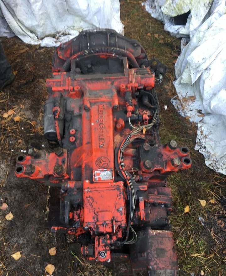 Daimler-Benz G240-16   Mercedes-Benz Actrosa V8 truck - Växellåda för Lastbil: bild 1 Daimler-Benz G240-16   Mercedes-Benz Actrosa V8 truck - Växellåda för Lastbil: bild 1