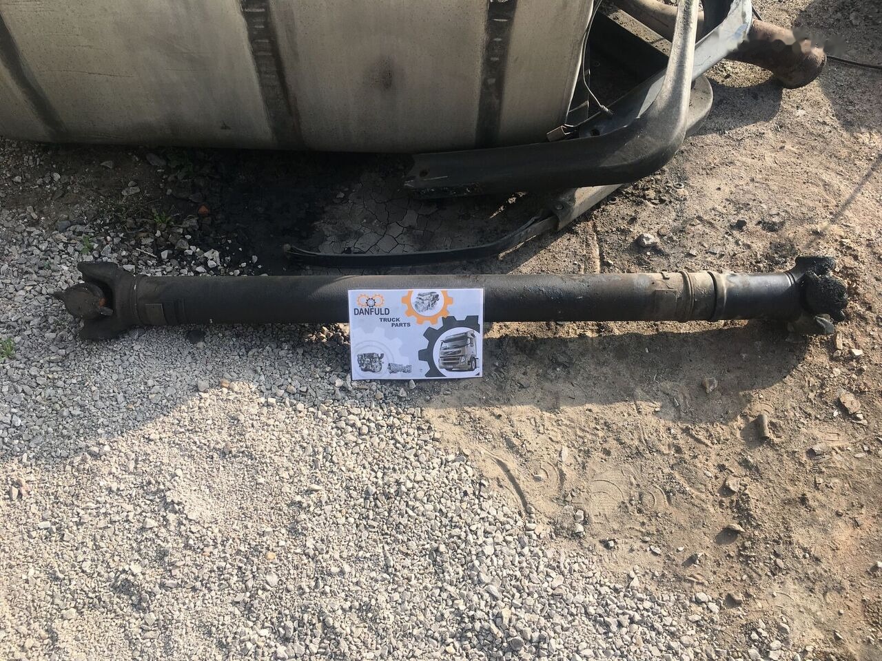 Scania 114L truck - Kardanaxel för Lastbil: bild 1 Scania 114L truck - Kardanaxel för Lastbil: bild 1