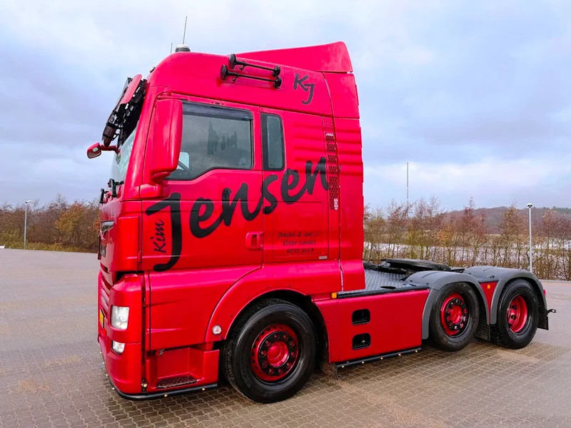 MAN TGX 26.510 Special interior. pusher 6x2/2. - Dragbil: bild 4 MAN TGX 26.510 Special interior. pusher 6x2/2. - Dragbil: bild 4