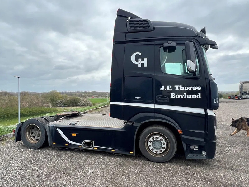 Mercedes-Benz Actros 1843 Special Interior. Air / Air suspension. Euro 6 - Dragbil: bild 5 Mercedes-Benz Actros 1843 Special Interior. Air / Air suspension. Euro 6 - Dragbil: bild 5