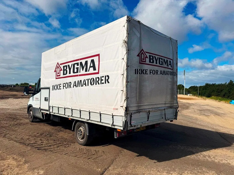 Iveco 35S18 3,0 TDI Aut. Gear. Euro 6. webasto night heater - Transportbil med kapell: bild 5 Iveco 35S18 3,0 TDI Aut. Gear. Euro 6. webasto night heater - Transportbil med kapell: bild 5