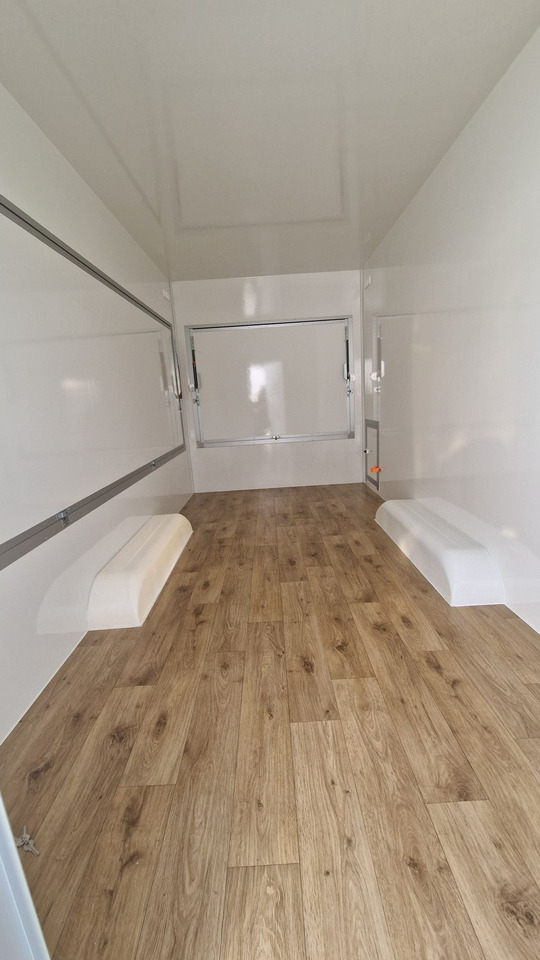 Przyczepa Gastronomiczna Handlowa FoodTruck - Försäljningsvagn: bild 5 Przyczepa Gastronomiczna Handlowa FoodTruck - Försäljningsvagn: bild 5