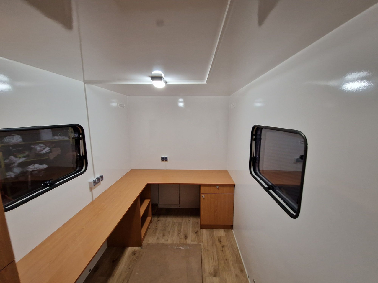 Przyczepa Socjalna Magazyn Budowa Stróżówka Nowa dowolna zabudowa - Container hus, Släp: bild 5 Przyczepa Socjalna Magazyn Budowa Stróżówka Nowa dowolna zabudowa - Container hus, Släp: bild 5