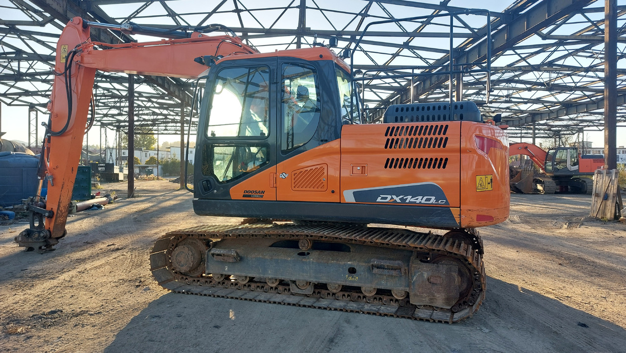 DOOSAN DX140LC-5 - Bandgrävare: bild 5 DOOSAN DX140LC-5 - Bandgrävare: bild 5