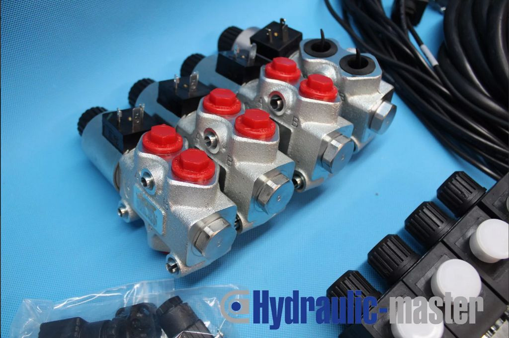 Hydraulic valve Walvoil 4 section 60 l/min 16gpm 12V with 4 float section + cont Walvoil SDE060/4/AN1 - Materialhanteringsutrustning: bild 4 Hydraulic valve Walvoil 4 section 60 l/min 16gpm 12V with 4 float section + cont Walvoil SDE060/4/AN1 - Materialhanteringsutrustning: bild 4