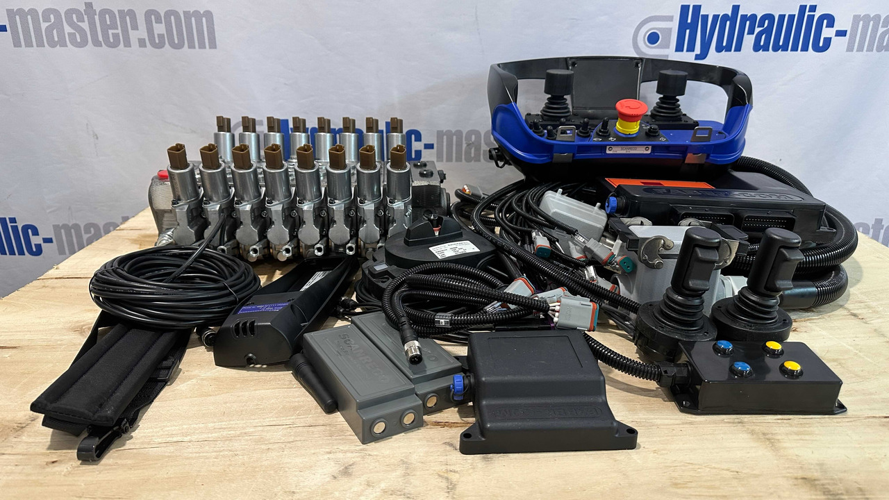 Set Scanreco RC400 with Walvoil DPX100 Fassi, Effer, Atlas, Manitou - Skogsvagn: bild 1 Set Scanreco RC400 with Walvoil DPX100 Fassi, Effer, Atlas, Manitou - Skogsvagn: bild 1