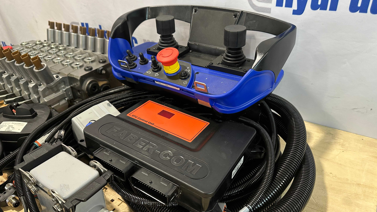 Set Scanreco RC400 with Walvoil DPX100 Fassi, Effer, Atlas, Manitou - Skogsvagn: bild 3 Set Scanreco RC400 with Walvoil DPX100 Fassi, Effer, Atlas, Manitou - Skogsvagn: bild 3