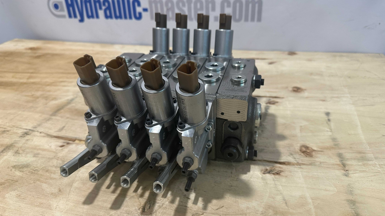 Valve Walvoil DPX100 Vermeer, Predator, Bobcat - Stubbfräs: bild 1 Valve Walvoil DPX100 Vermeer, Predator, Bobcat - Stubbfräs: bild 1