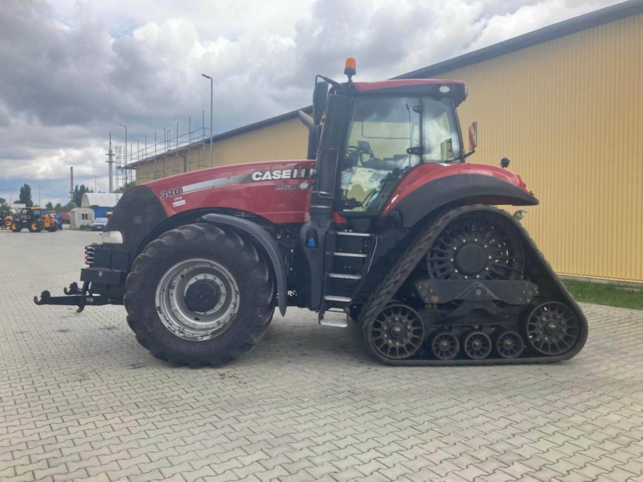 Case-IH MAGNUM 340 CVX ROWTRAC - Traktor: bild 2 Case-IH MAGNUM 340 CVX ROWTRAC - Traktor: bild 2