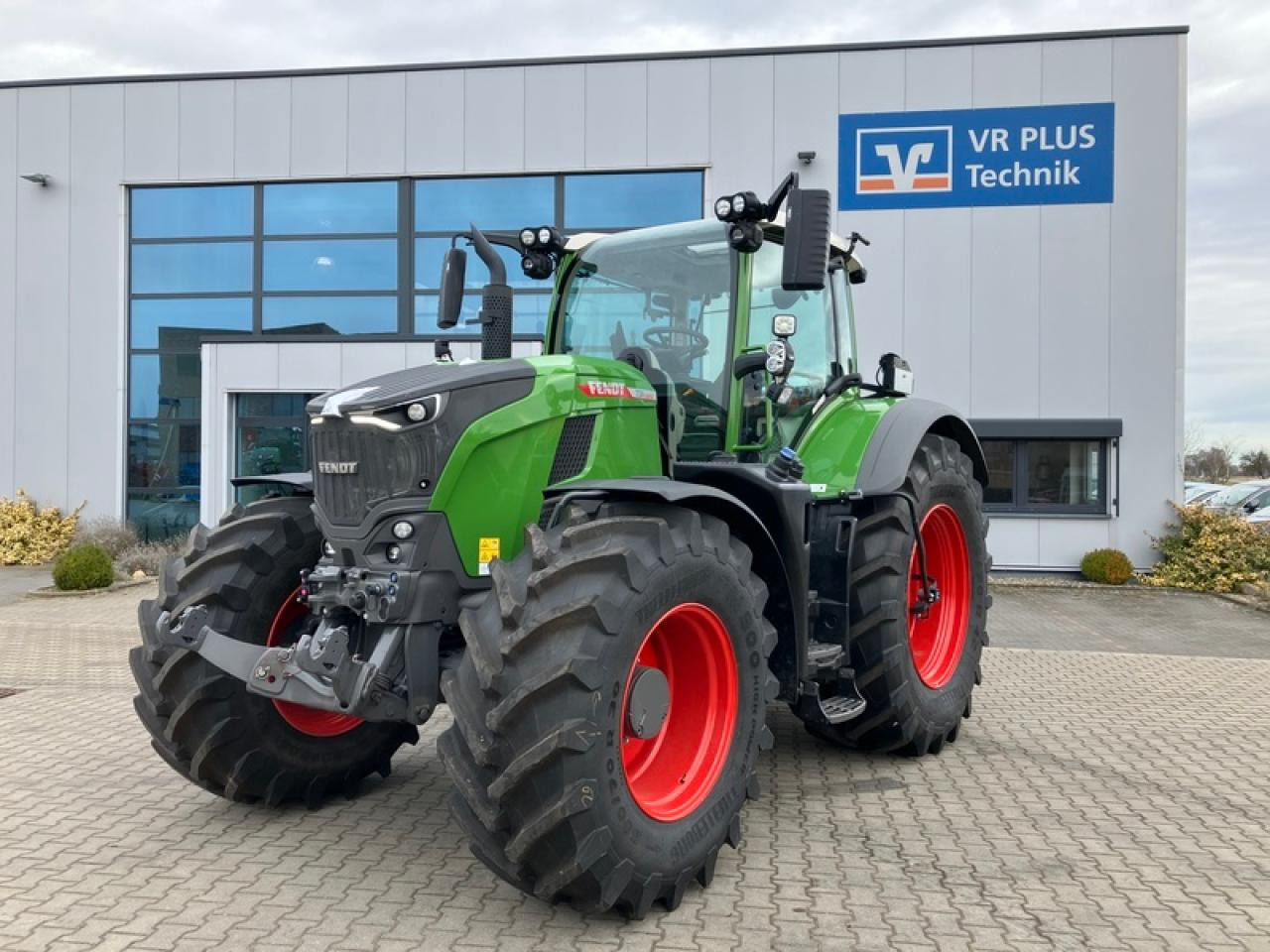 Fendt VARIO 724 GEN7 // RTK // RDA - Traktor: bild 1 Fendt VARIO 724 GEN7 // RTK // RDA - Traktor: bild 1