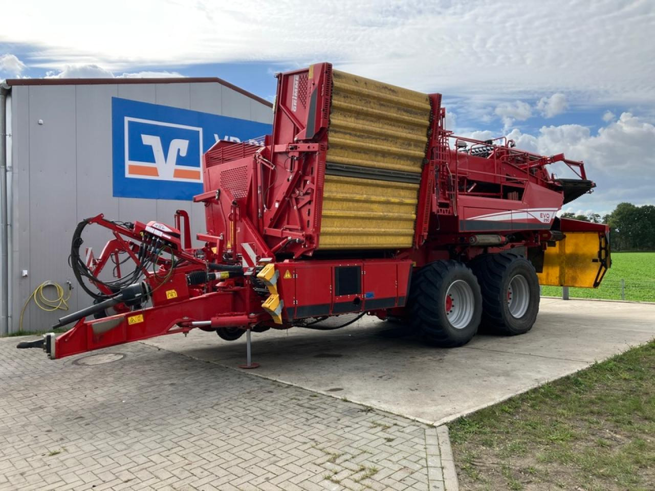 Grimme EVO 290 EASYSEP // 396 HA - Potatisupptagare: bild 1 Grimme EVO 290 EASYSEP // 396 HA - Potatisupptagare: bild 1