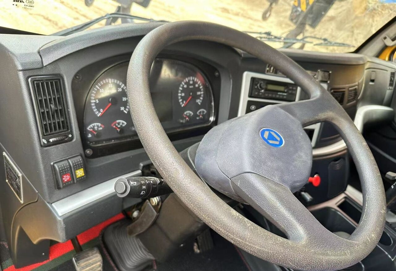 XCMG - Mobilkran: bild 2 XCMG - Mobilkran: bild 2