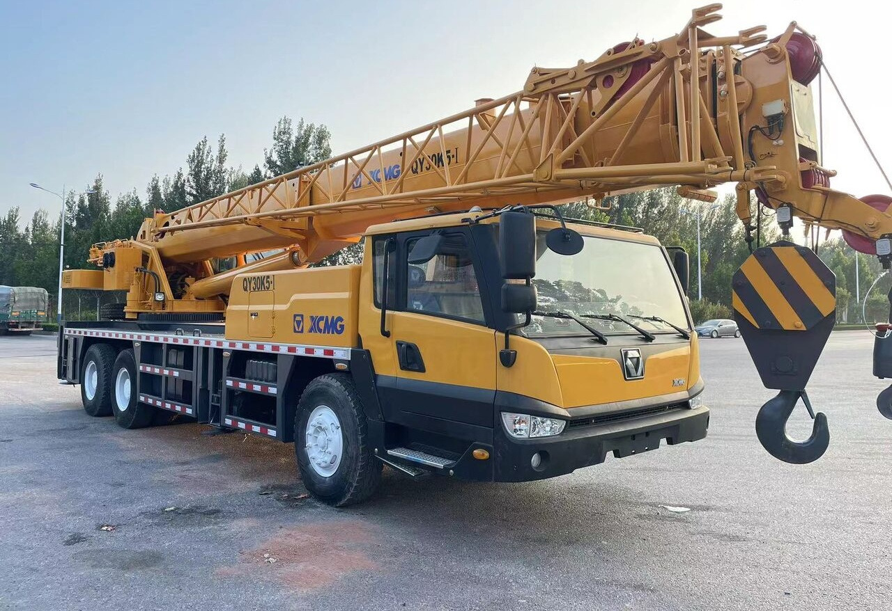 XCMG QY30K5-1 - Mobilkran: bild 2 XCMG QY30K5-1 - Mobilkran: bild 2