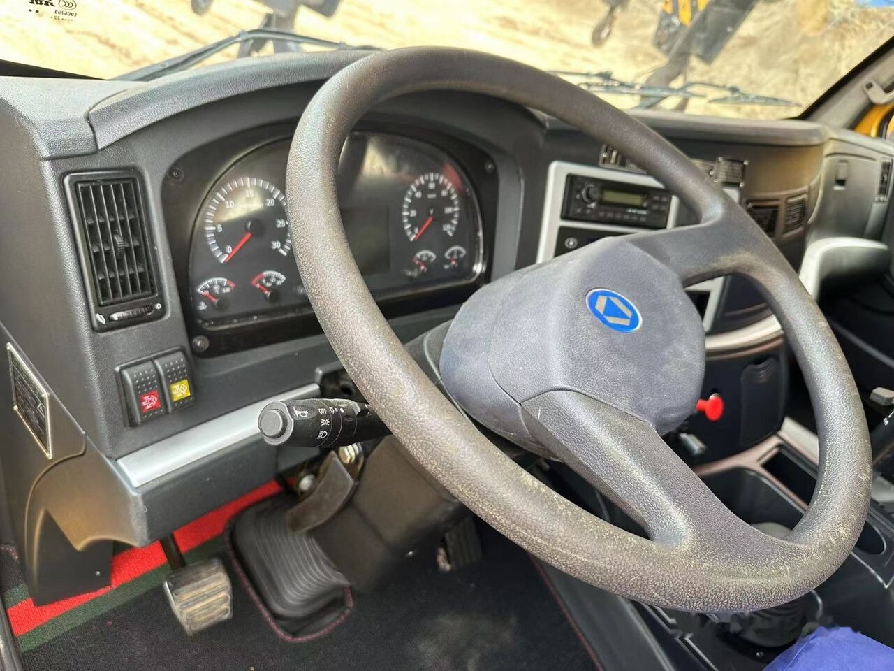 XCMG QY90K QY100K-II 90T 100T 90ton 100ton 80 70 50 - Mobilkran: bild 5 XCMG QY90K QY100K-II 90T 100T 90ton 100ton 80 70 50 - Mobilkran: bild 5