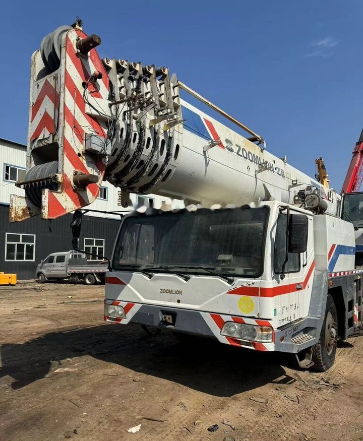 Zoomlion QY130V 130T 130ton 130 220 160 - Mobilkran: bild 2 Zoomlion QY130V 130T 130ton 130 220 160 - Mobilkran: bild 2