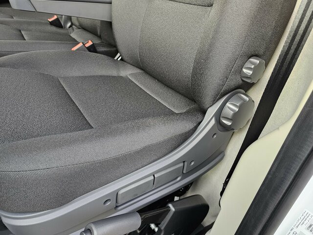 FIAT Ducato 35 140 L2H2 Voll-LED 260° 7''TFT Kamera... - Skåpbil: bild 2 FIAT Ducato 35 140 L2H2 Voll-LED 260° 7''TFT Kamera... - Skåpbil: bild 2