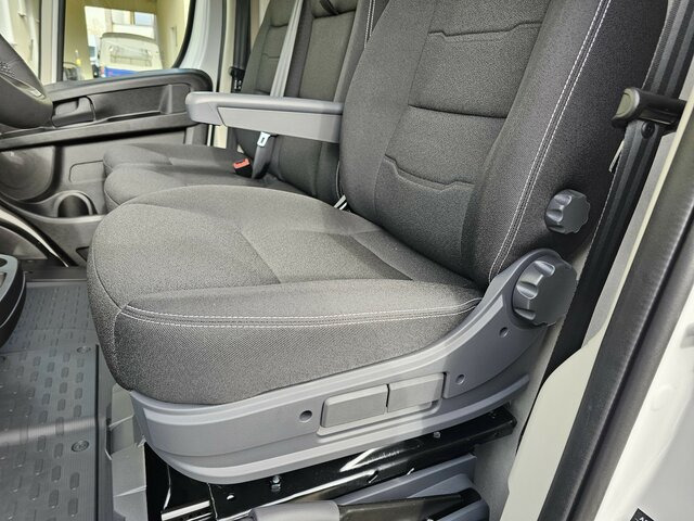 FIAT Ducato 35 L3H2 MAXI 13m³ 180 teilverglast... - Skåpbil: bild 2 FIAT Ducato 35 L3H2 MAXI 13m³ 180 teilverglast... - Skåpbil: bild 2