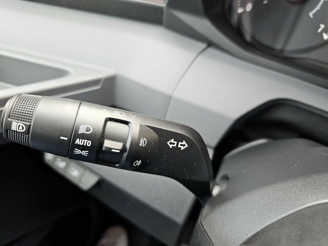 Skåpbil RENAULT Master L2H2 170 Neues Modell 10'' Navi Kamera...: bild 6 Skåpbil RENAULT Master L2H2 170 Neues Modell 10'' Navi Kamera...: bild 6