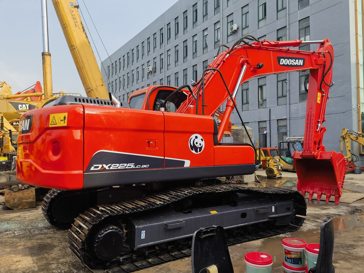 DOOSAN Doosan DX225LC Crawler excavator - Bandgrävare: bild 4 DOOSAN Doosan DX225LC Crawler excavator - Bandgrävare: bild 4