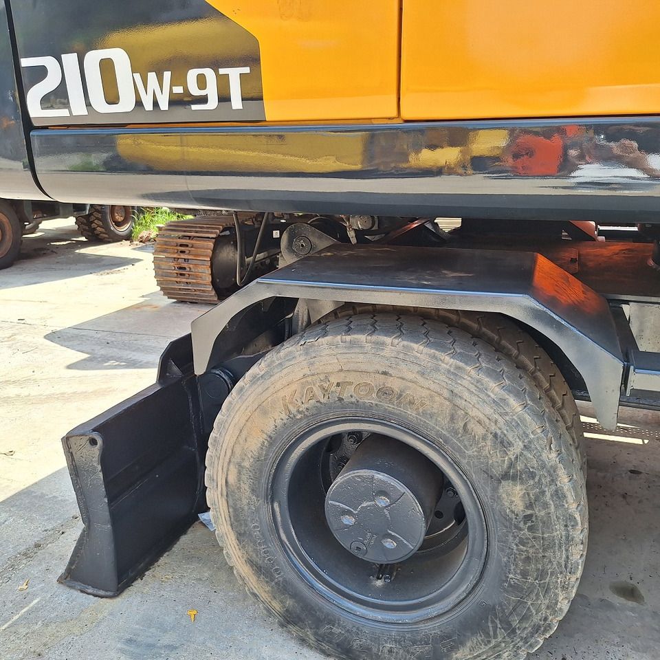 Grävmaskin på däck Hyundai 210w-9T wheel excavator: bild 6