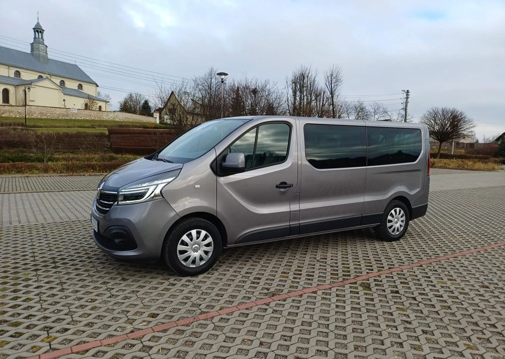Renault Trafic 2.0 dCi Escapade EDC - Minibuss, Persontransport: bild 2 Renault Trafic 2.0 dCi Escapade EDC - Minibuss, Persontransport: bild 2
