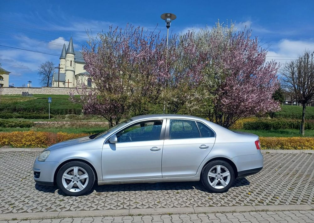 Volkswagen Jetta - Sedan: bild 2 Volkswagen Jetta - Sedan: bild 2