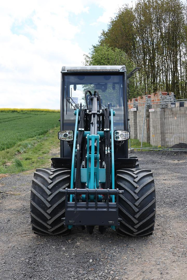 SCHMiDT 3650 - Yanmar engine - Hjullastare: bild 4 SCHMiDT 3650 - Yanmar engine - Hjullastare: bild 4