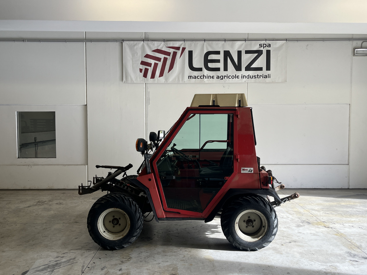 AEBI TT 70 S - Traktor: bild 1 AEBI TT 70 S - Traktor: bild 1